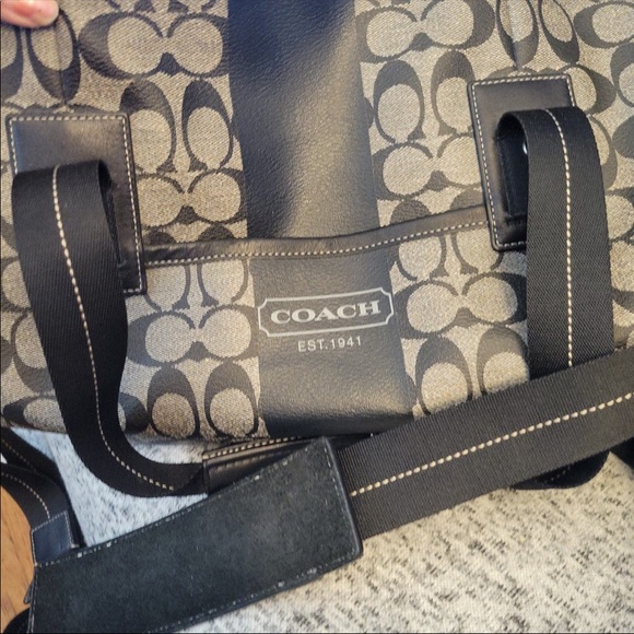 💜COACH HERITAGE STRIPE BOSTON. 💜. BLK/LT Grey TRAVEL BAG - Picture 2 of 12